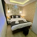Hotel Honey 3*