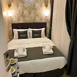 Hotel Honey 3*