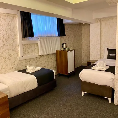 Hotel Honey
