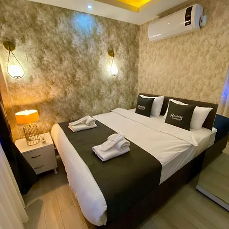 Honey Hotel Istanboel