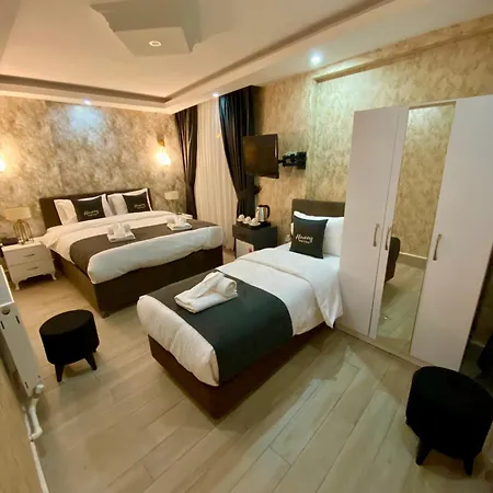 Honey Hotel 3*