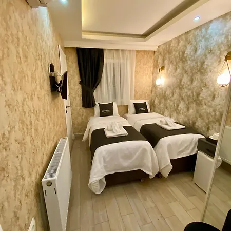 Honey Hotel