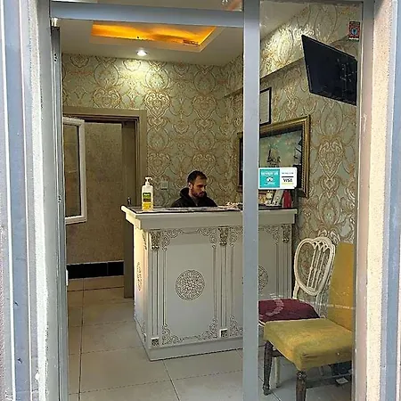 Hotel Honey 3*
