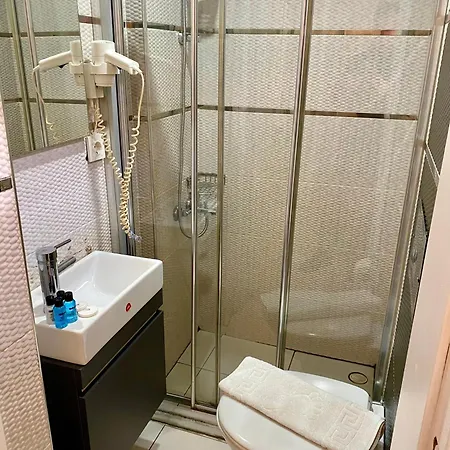 Honey Hotel 3*