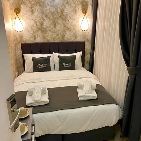 Hotel Honey 3*
