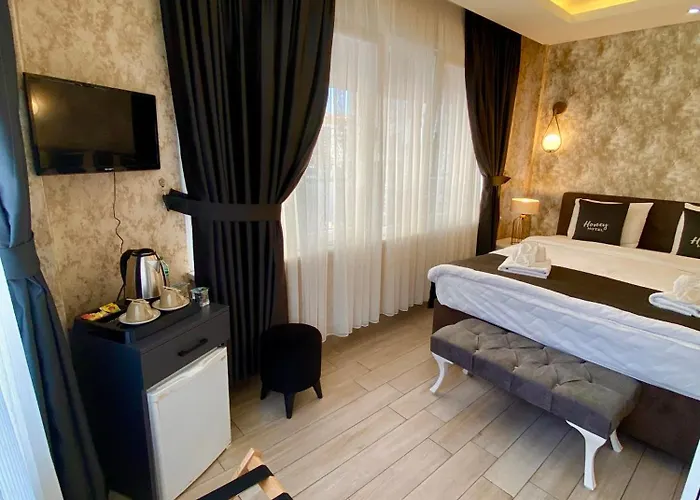 Hotel Honey 3*